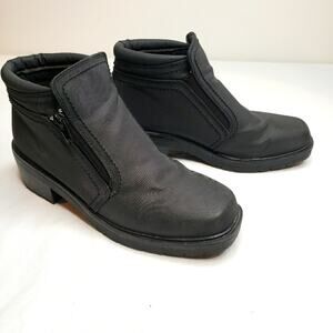 Judith Sport Jackie Side Zip Black Ankle Booties Size 6